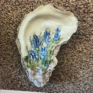 Handpainted TEXAS Bluebonnets on oyster shell